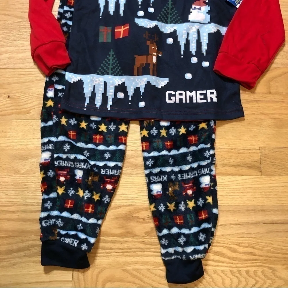Gamer Christmas Pajamas NEW Sz 8 Blue Red Santa Claus Reindeer Video Games